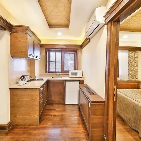 Kumluk Aparthotel 3*